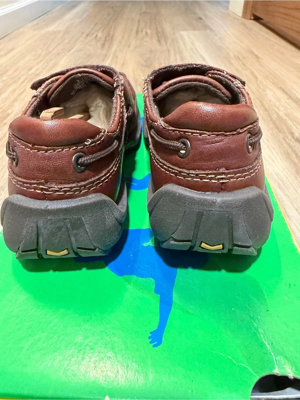 Boys Genuine Leather School Shoes Size 10 Toddler US (EU 27) New in Box Brown